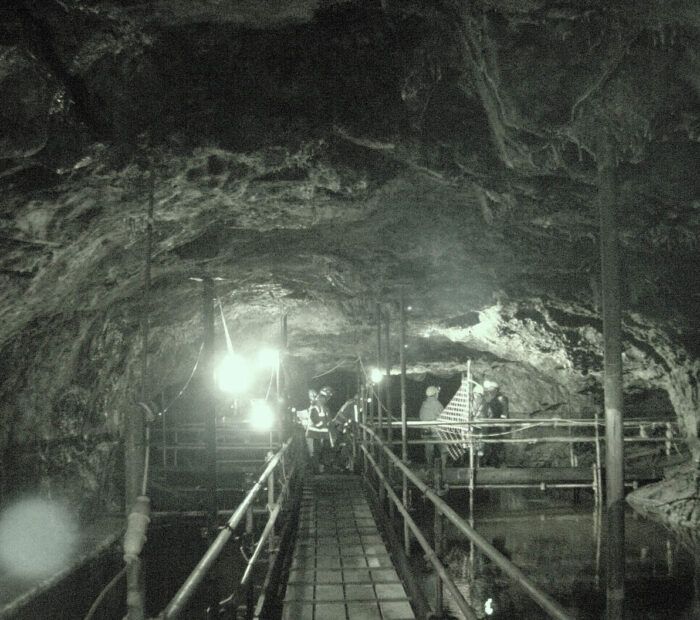 Step Shaft Caverns
